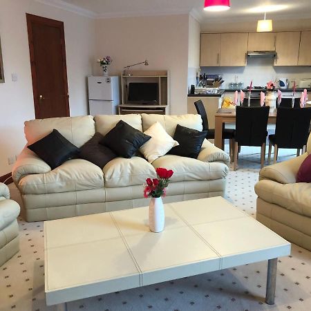 Executive Serviced Apartments 1 Forfar Dış mekan fotoğraf