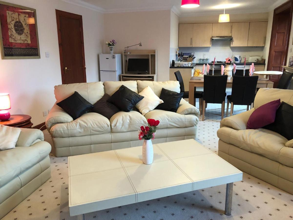 Executive Serviced Apartments 1 Forfar Dış mekan fotoğraf